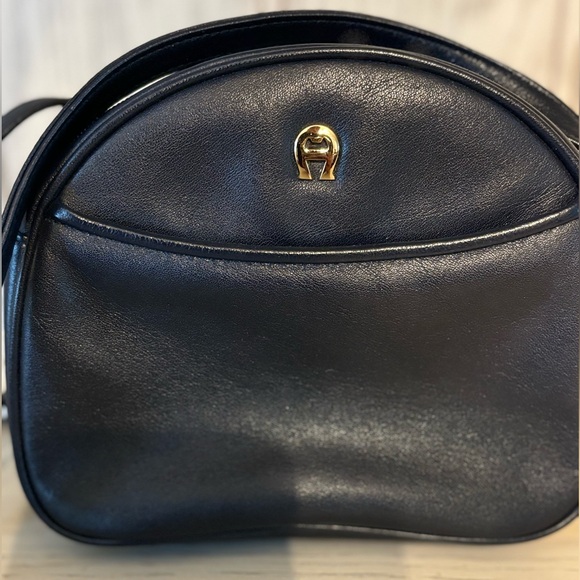 Small Etienne Aigner Leather Shoulder Purse - Picture 6 of 6